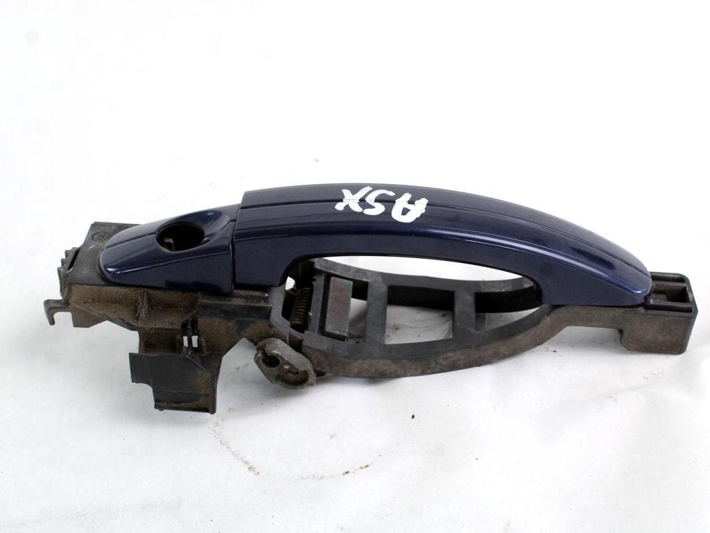 ZUNANJA KLJUKA SPREDNJA LEVA VRATA OEM N. 1305822 ORIGINAL REZERVNI DEL FORD FOCUS CMAX DM2 MK1 R (04/2007 - 2010) DIESEL LETNIK 2006