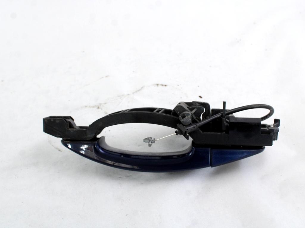 ZUNANJA KLJUKA ZADNJA DESNA VRATA OEM N. 1323272 ORIGINAL REZERVNI DEL FORD FOCUS CMAX DM2 MK1 R (04/2007 - 2010) DIESEL LETNIK 2006