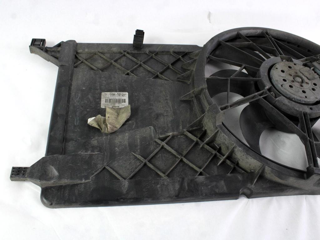 VENTILATOR HLADILNIKA OEM N. 3M5H-8C607-RG ORIGINAL REZERVNI DEL FORD FOCUS CMAX DM2 MK1 R (04/2007 - 2010) DIESEL LETNIK 2006