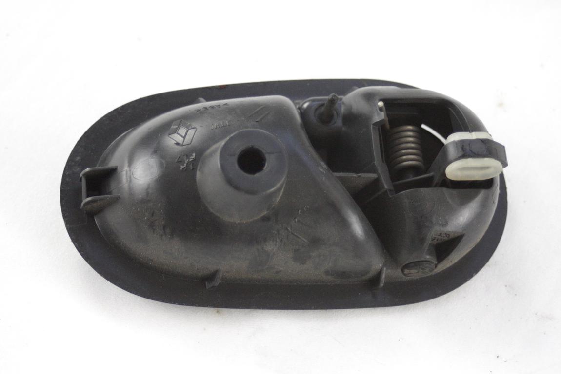 NOTRANJA KLJUKA  OEM N. 826721919R ORIGINAL REZERVNI DEL DACIA SANDERO / SANDERO STEPWAY MK2 (2012 - 2016) DIESEL LETNIK 2014