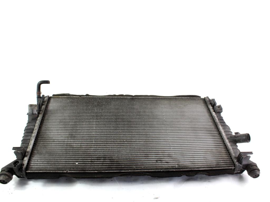 RADIATOR VODE OEM N. 3M5H-8005-TL ORIGINAL REZERVNI DEL FORD FOCUS CMAX DM2 MK1 R (04/2007 - 2010) DIESEL LETNIK 2006