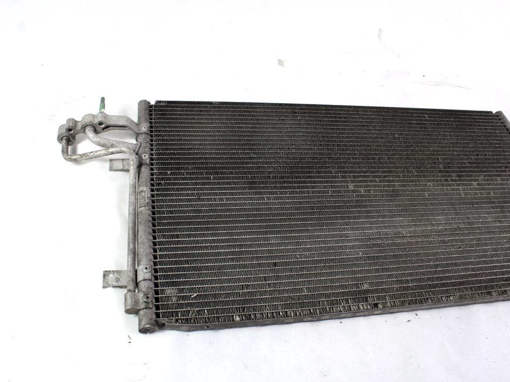 HLADILNIK KLIME OEM N. 3M5H-19710-CA ORIGINAL REZERVNI DEL FORD FOCUS CMAX DM2 MK1 R (04/2007 - 2010) DIESEL LETNIK 2006