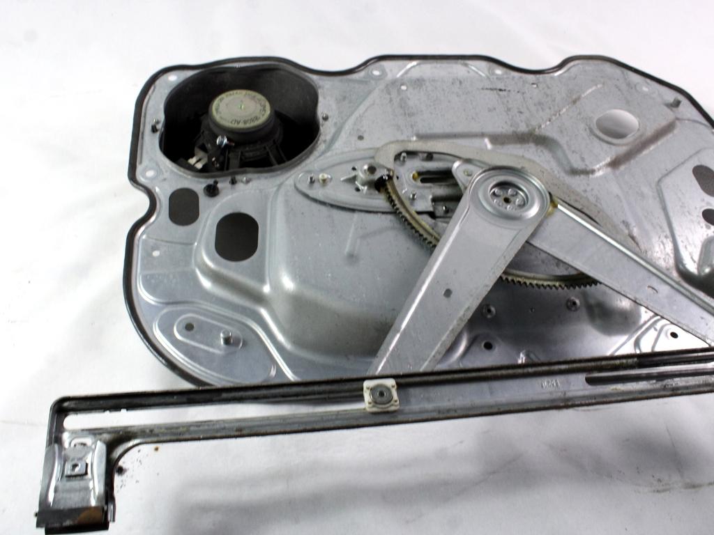 MEHANIZEM DVIGA SPREDNJIH STEKEL  OEM N. 18937 SISTEMA ALZACRISTALLO PORTA ANTERIORE ELETTR ORIGINAL REZERVNI DEL FORD FOCUS CMAX DM2 MK1 R (04/2007 - 2010) DIESEL LETNIK 2006