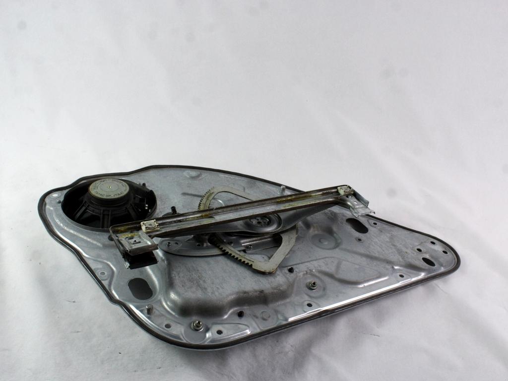 ROCNI SISTEM ZA DVIGOVANJE ZADNJEGA STEKLA  OEM N. 1738643 ORIGINAL REZERVNI DEL FORD FOCUS CMAX DM2 MK1 R (04/2007 - 2010) DIESEL LETNIK 2006