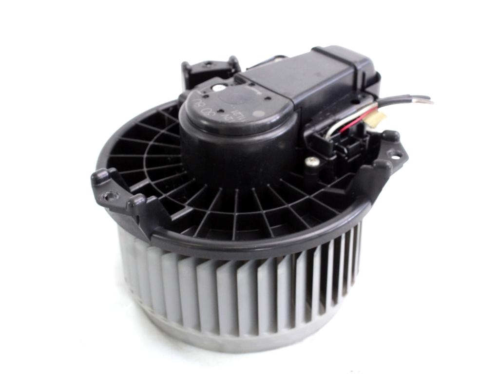 VENTILATOR  KABINE  OEM N. 8710352152 ORIGINAL REZERVNI DEL TOYOTA YARIS P9 MK2 R (2009 - 2011)BENZINA LETNIK 2010