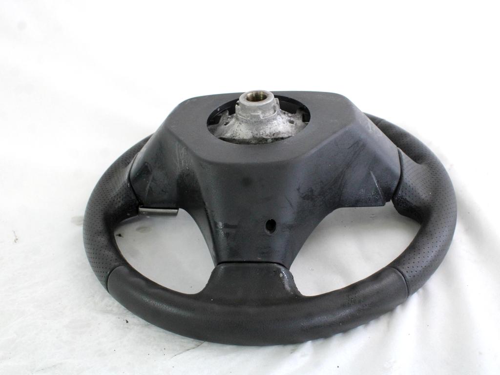 VOLAN OEM N. 451000D130B0 ORIGINAL REZERVNI DEL TOYOTA YARIS P9 MK2 R (2009 - 2011)BENZINA LETNIK 2010