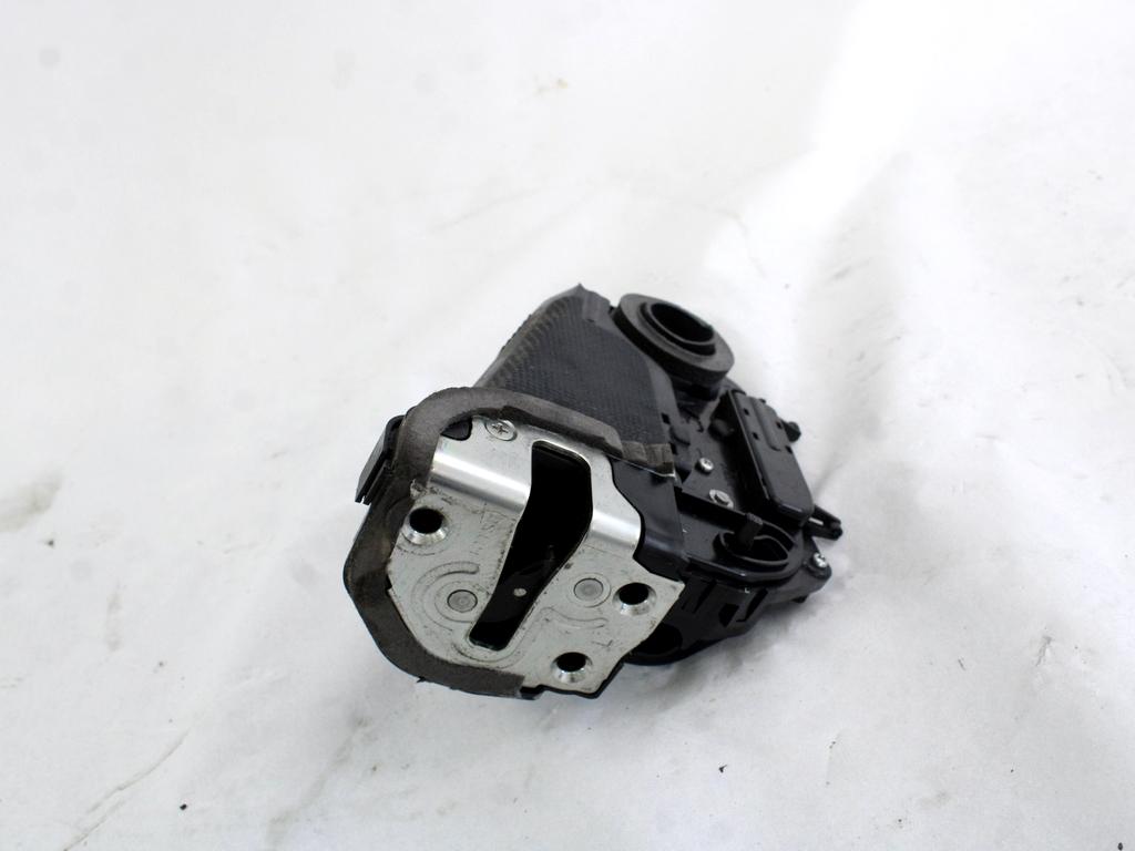 CENTRALNA KLJUCAVNICA ZADJIH LEVIH VRAT OEM N. 690600D060 ORIGINAL REZERVNI DEL TOYOTA YARIS P9 MK2 R (2009 - 2011)BENZINA LETNIK 2010