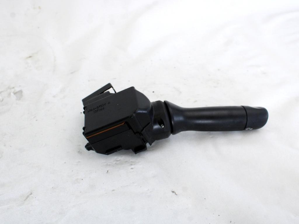 OBVOLANSKO STIKALO OEM N. 846520D031 ORIGINAL REZERVNI DEL TOYOTA YARIS P9 MK2 R (2009 - 2011)BENZINA LETNIK 2010