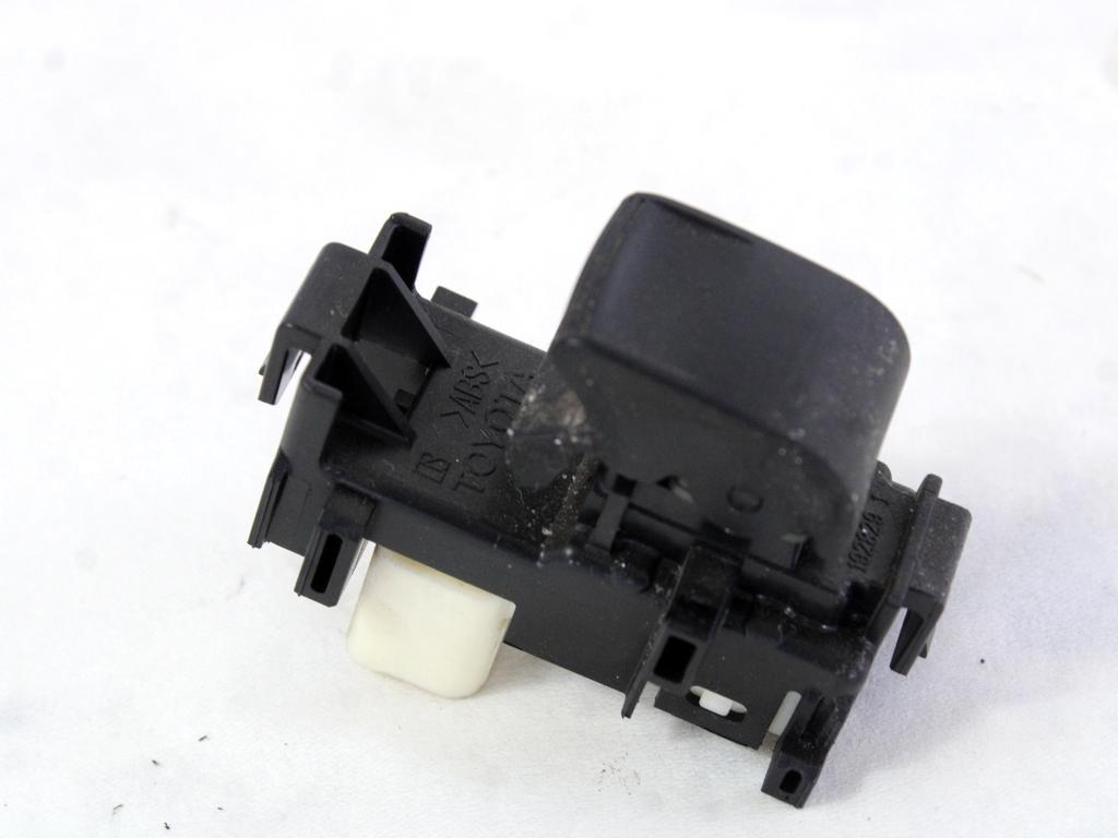 STIKALO SPREDNJIH DESNIH SIP OEM N. 848100D030 ORIGINAL REZERVNI DEL TOYOTA YARIS P9 MK2 R (2009 - 2011)BENZINA LETNIK 2010