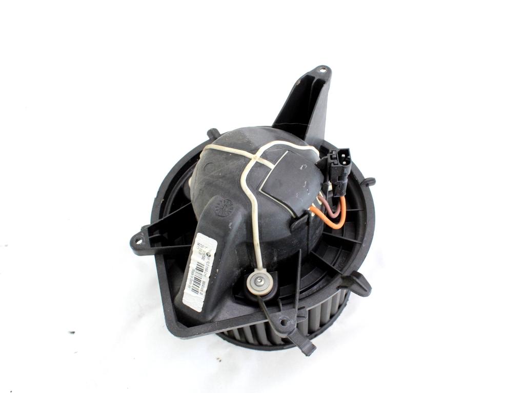 VENTILATOR  KABINE  OEM N. 64113422646 ORIGINAL REZERVNI DEL MINI ONE / COOPER BERLINA CABRIO R56 R57 (2007 - 2013) DIESEL LETNIK 2008