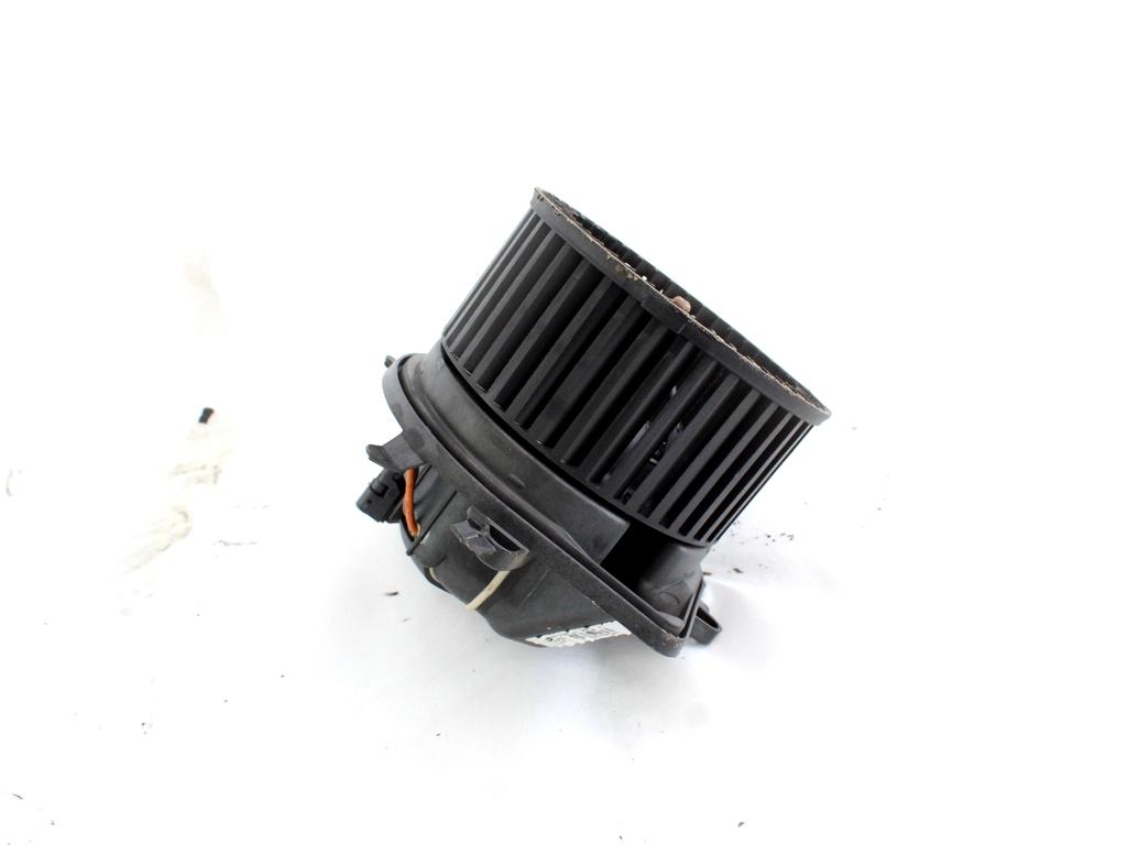 VENTILATOR  KABINE  OEM N. 64113422646 ORIGINAL REZERVNI DEL MINI ONE / COOPER BERLINA CABRIO R56 R57 (2007 - 2013) DIESEL LETNIK 2008