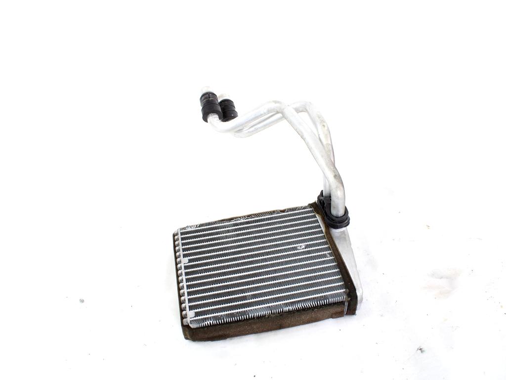 GRELEC RADIATORJA OEM N. 64113422666 ORIGINAL REZERVNI DEL MINI ONE / COOPER BERLINA CABRIO R56 R57 (2007 - 2013) DIESEL LETNIK 2008