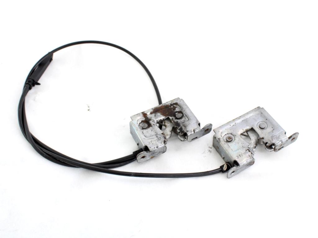 ZAKLEP POKROVA MOTORJA  OEM N. 22486 COPPIA SERRATURE COFANO ANTERIORE ORIGINAL REZERVNI DEL MINI ONE / COOPER BERLINA CABRIO R56 R57 (2007 - 2013) DIESEL LETNIK 2008