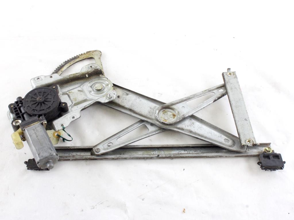 MEHANIZEM DVIGA SPREDNJIH STEKEL  OEM N. 10466 SISTEMA ALZACRISTALLO PORTA ANTERIORE ELETTR ORIGINAL REZERVNI DEL TOYOTA YARIS P1 MK1 (03/1999 - 03/2003) BENZINA LETNIK 2002