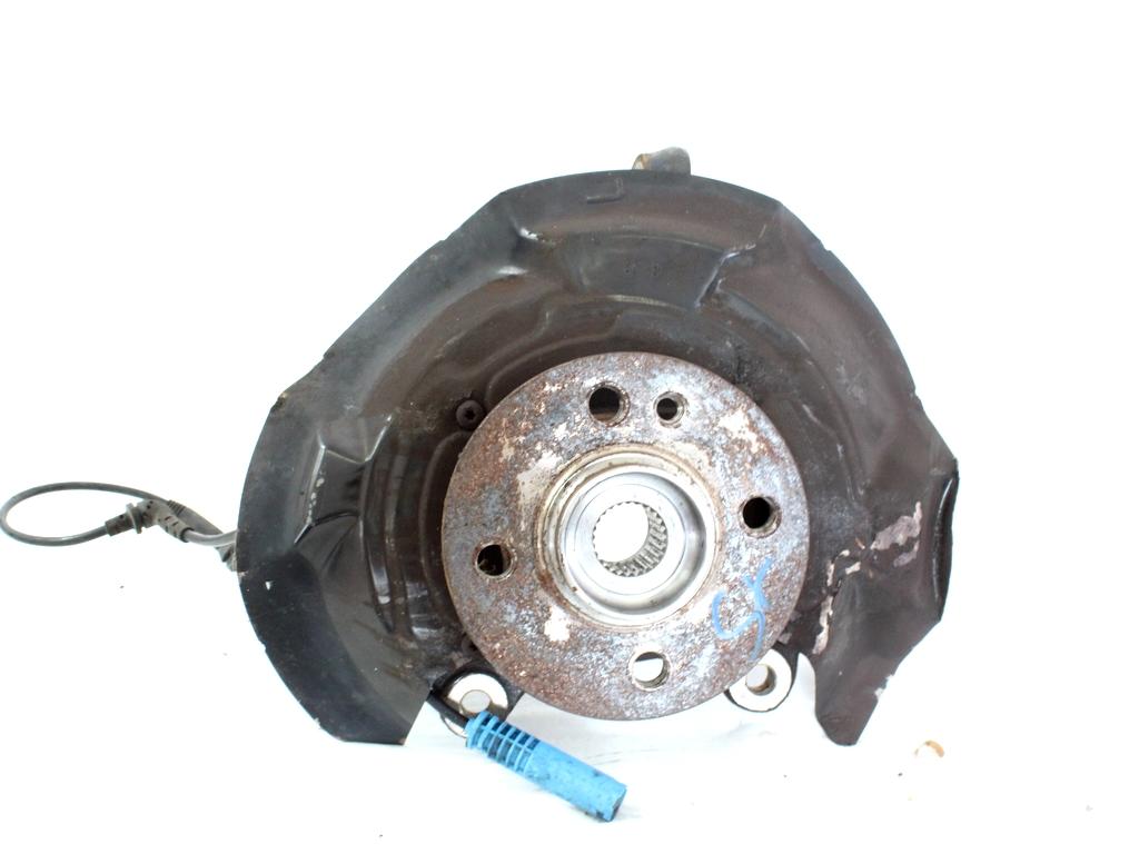 LEVI VRTLJIVI LEZAJ / PESTO KOLESA Z LEZAJEM SPREDAJ OEM N. 31216779795 ORIGINAL REZERVNI DEL MINI ONE / COOPER BERLINA CABRIO R56 R57 (2007 - 2013) DIESEL LETNIK 2008