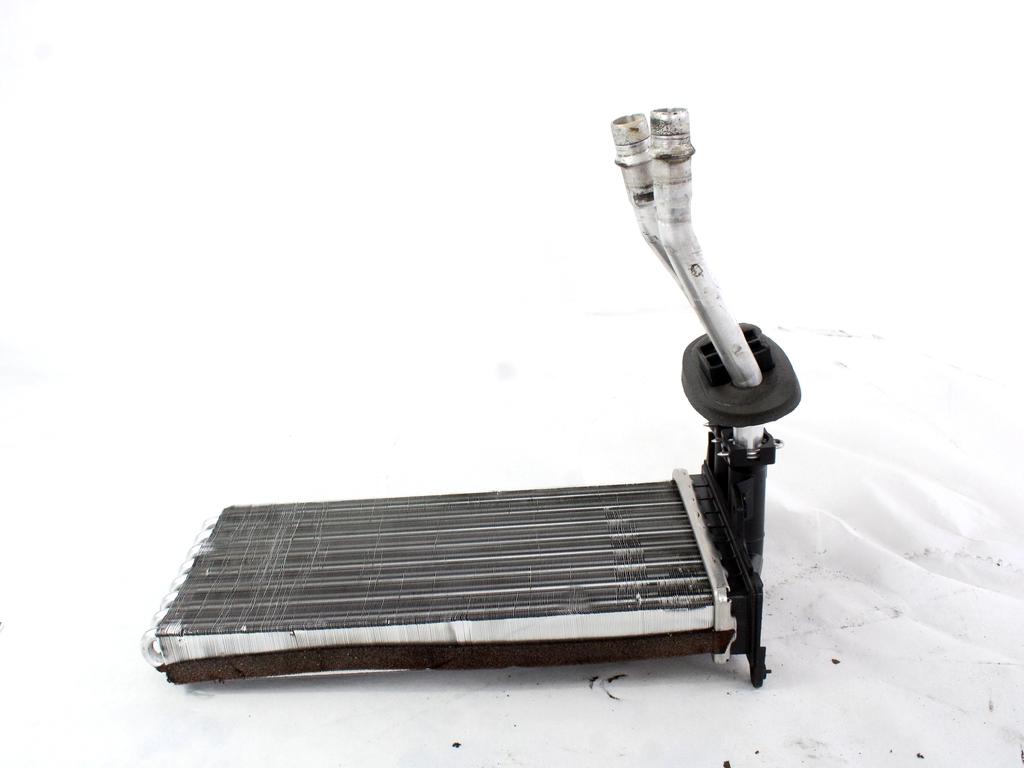 GRELEC RADIATORJA OEM N. 6448T9 ORIGINAL REZERVNI DEL PEUGEOT 5008 0U 0E MK1 (2009 - 2013) DIESEL LETNIK 2010