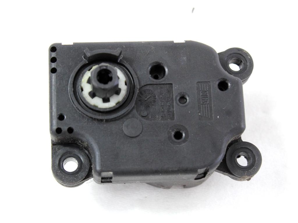 MOTORCEK OGREVANJA OEM N. P1975001U ORIGINAL REZERVNI DEL PEUGEOT 5008 0U 0E MK1 (2009 - 2013) DIESEL LETNIK 2010