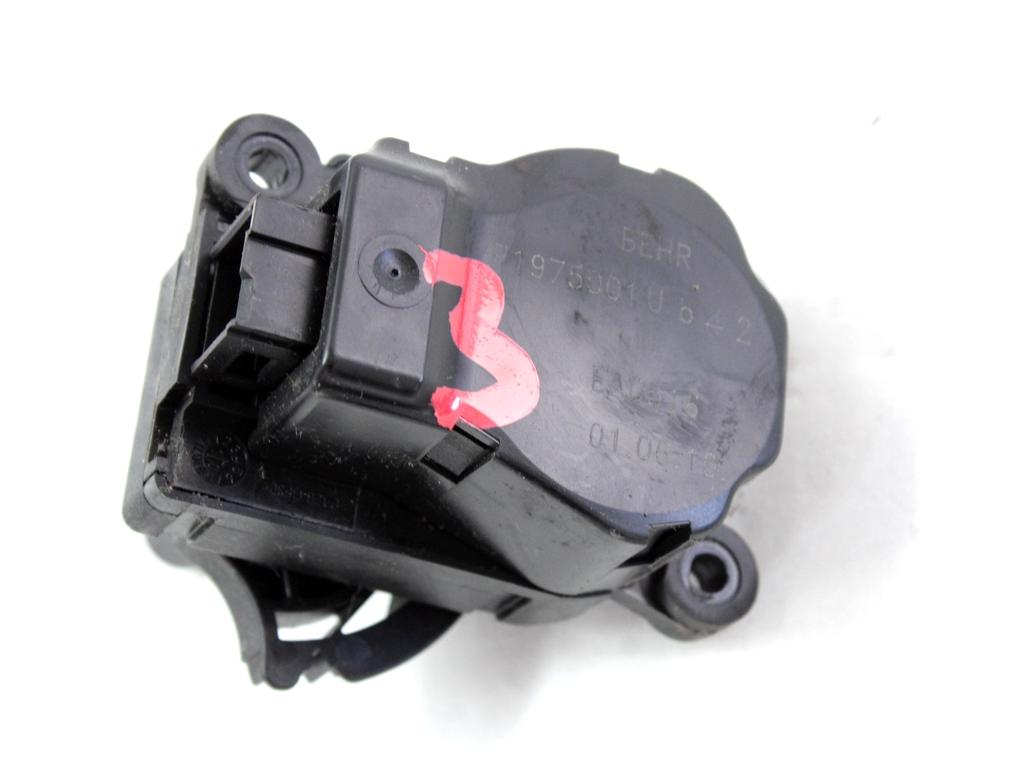 MOTORCEK OGREVANJA OEM N. P1975001U ORIGINAL REZERVNI DEL PEUGEOT 5008 0U 0E MK1 (2009 - 2013) DIESEL LETNIK 2010