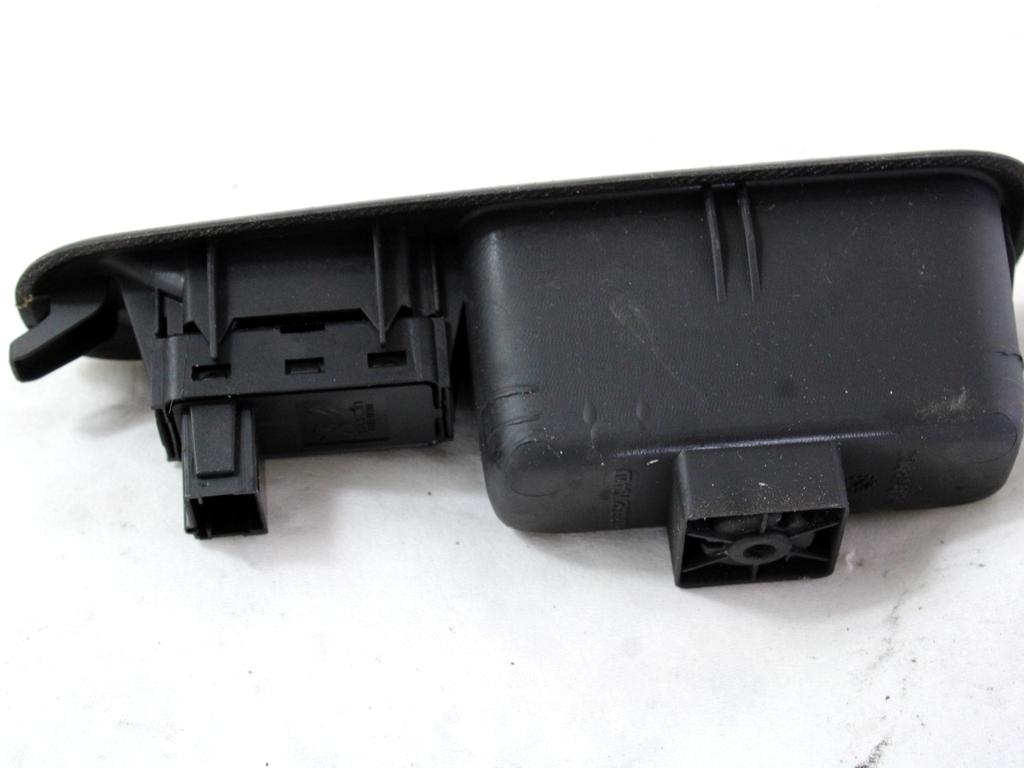 ZADNJE STIKALO OEM N. 96662297XT ORIGINAL REZERVNI DEL PEUGEOT 5008 0U 0E MK1 (2009 - 2013) DIESEL LETNIK 2010