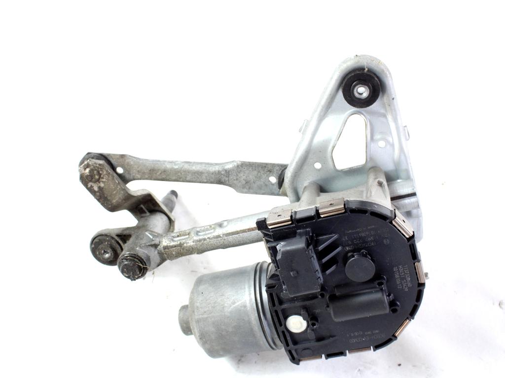 MOTORCEK PREDNJIH BRISALCEV OEM N. 9671062380 ORIGINAL REZERVNI DEL PEUGEOT 5008 0U 0E MK1 (2009 - 2013) DIESEL LETNIK 2010