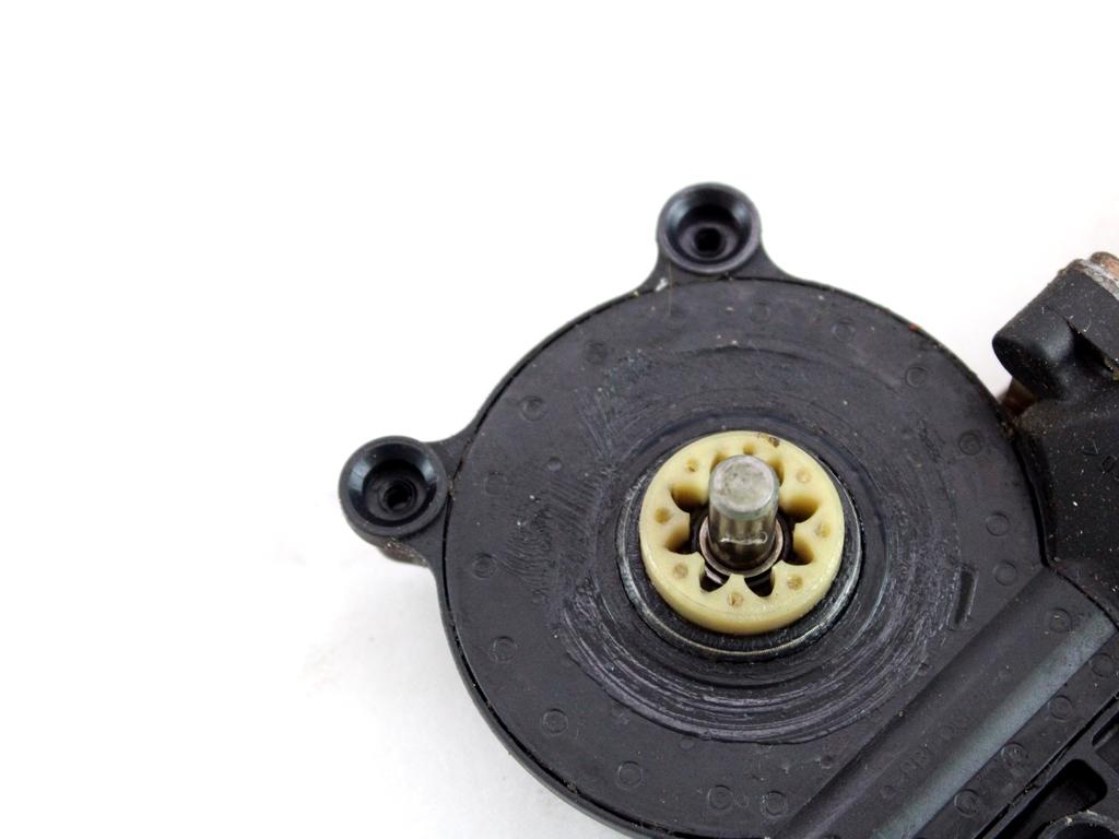 MEHANIZEM DVIGA SPREDNJIH STEKEL  OEM N. 1874 SISTEMA ALZACRISTALLO PORTA ANTERIORE ELETTRI ORIGINAL REZERVNI DEL VOLKSWAGEN GOLF III 1H1 1E7 1H5 MK3 (08/1992 - 07/1998) BENZINA LETNIK 1994