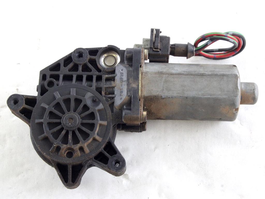 DVIZNI MEHANIZEM SPREDNIH STEKEL  OEM N. A0068201942 ORIGINAL REZERVNI DEL MERCEDES CLASSE V / VITO W638 (01/1999 - 12/2003) DIESEL LETNIK 2000