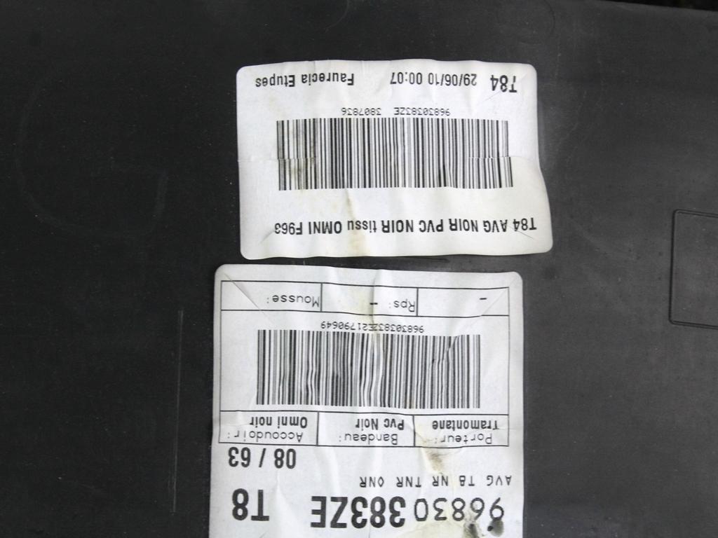 NOTRANJA OBLOGA SPREDNJIH VRAT OEM N. PNASTPG50080UMK1SV5P ORIGINAL REZERVNI DEL PEUGEOT 5008 0U 0E MK1 (2009 - 2013) DIESEL LETNIK 2010