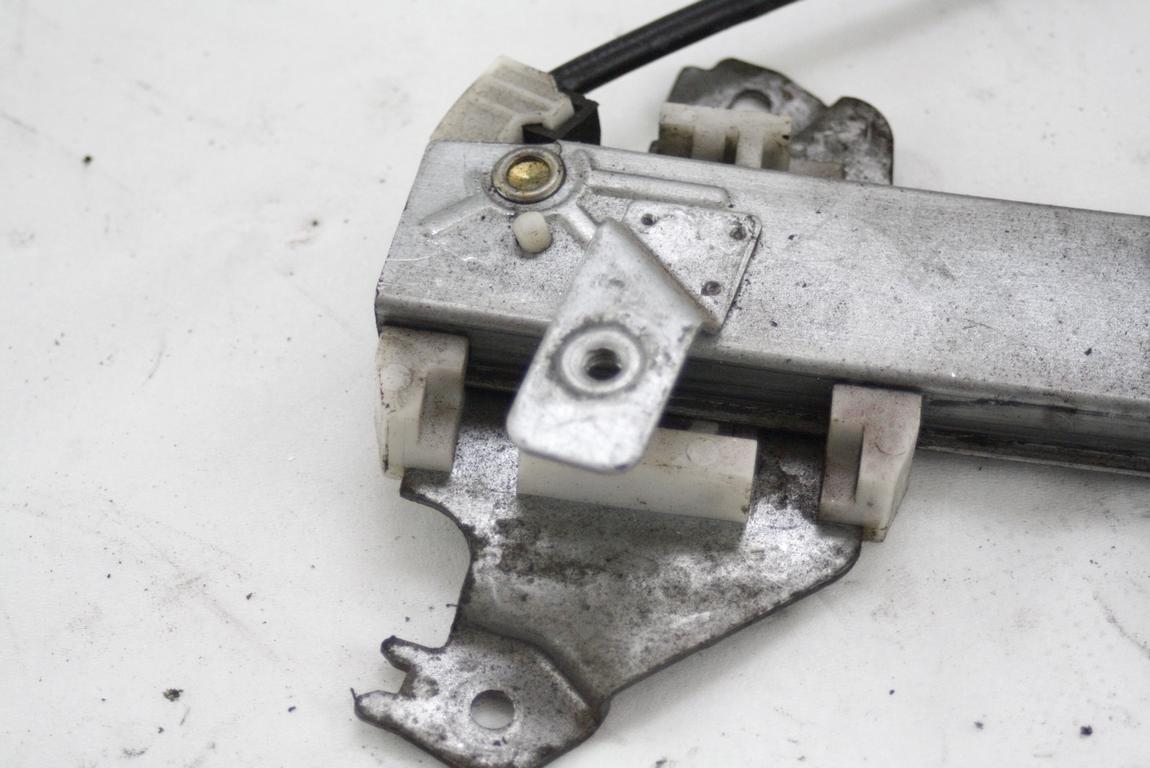 MEHANIZEM DVIGA SPREDNJIH STEKEL  OEM N. 17158 SISTEMA ALZACRISTALLO PORTA ANTERIORE ELETT ORIGINAL REZERVNI DEL NISSAN MICRA K12 K12E MK3 (2002 - 2010) BENZINA/GPL LETNIK 2009