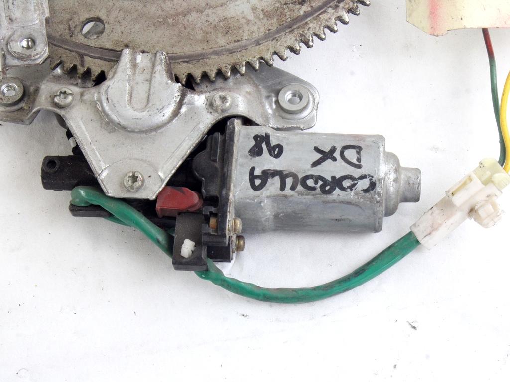 MEHANIZEM DVIGA SPREDNJIH STEKEL  OEM N. 14689 SISTEMA ALZACRISTALLO PORTA ANTERIORE ELETTR ORIGINAL REZERVNI DEL TOYOTA COROLLA E11 (1995 - 2002)BENZINA LETNIK 2001