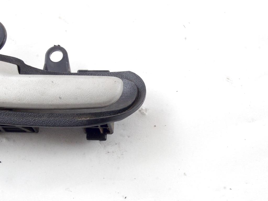 NOTRANJA KLJUKA  OEM N. 6920652010B3 ORIGINAL REZERVNI DEL TOYOTA YARIS VERSO XP20 (1999 - 2005)DIESEL LETNIK 2004