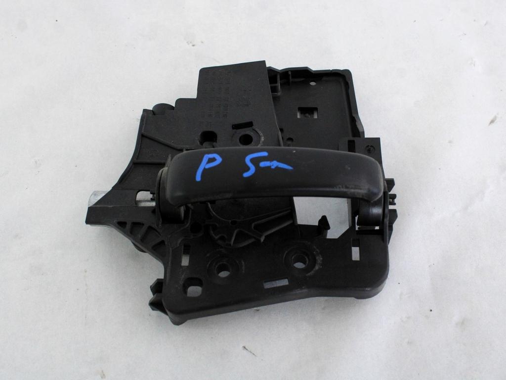 NOTRANJA KLJUKA  OEM N. 9682100777 ORIGINAL REZERVNI DEL CITROEN BERLINGO MK2 (2008 -2018) DIESEL LETNIK 2016