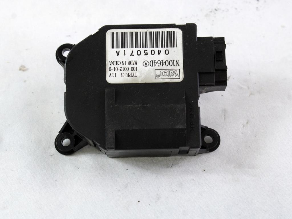 MOTORCEK OGREVANJA OEM N. N100464D ORIGINAL REZERVNI DEL NISSAN NOTE E11 MK1 (2005 - 2013)BENZINA LETNIK 2007