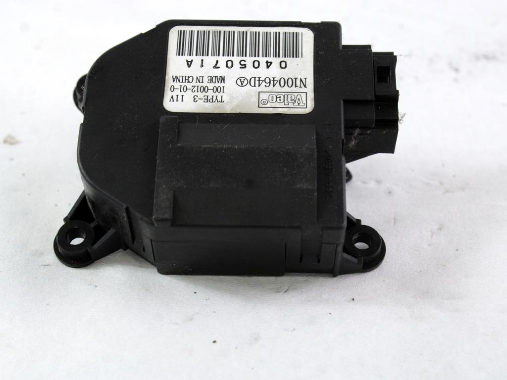 MOTORCEK OGREVANJA OEM N. N100464D ORIGINAL REZERVNI DEL NISSAN NOTE E11 MK1 (2005 - 2013)BENZINA LETNIK 2007