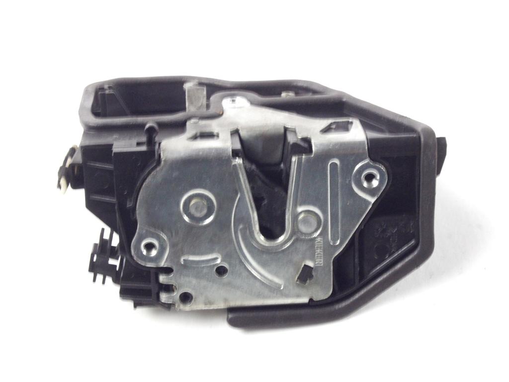 CENTRALNO ZAKLEPANJE ZADNJIH DESNIH VRAT OEM N. 51210445184 ORIGINAL REZERVNI DEL BMW SERIE 3 F30/F31 BER/SW (2012 - 2019) DIESEL LETNIK 2018