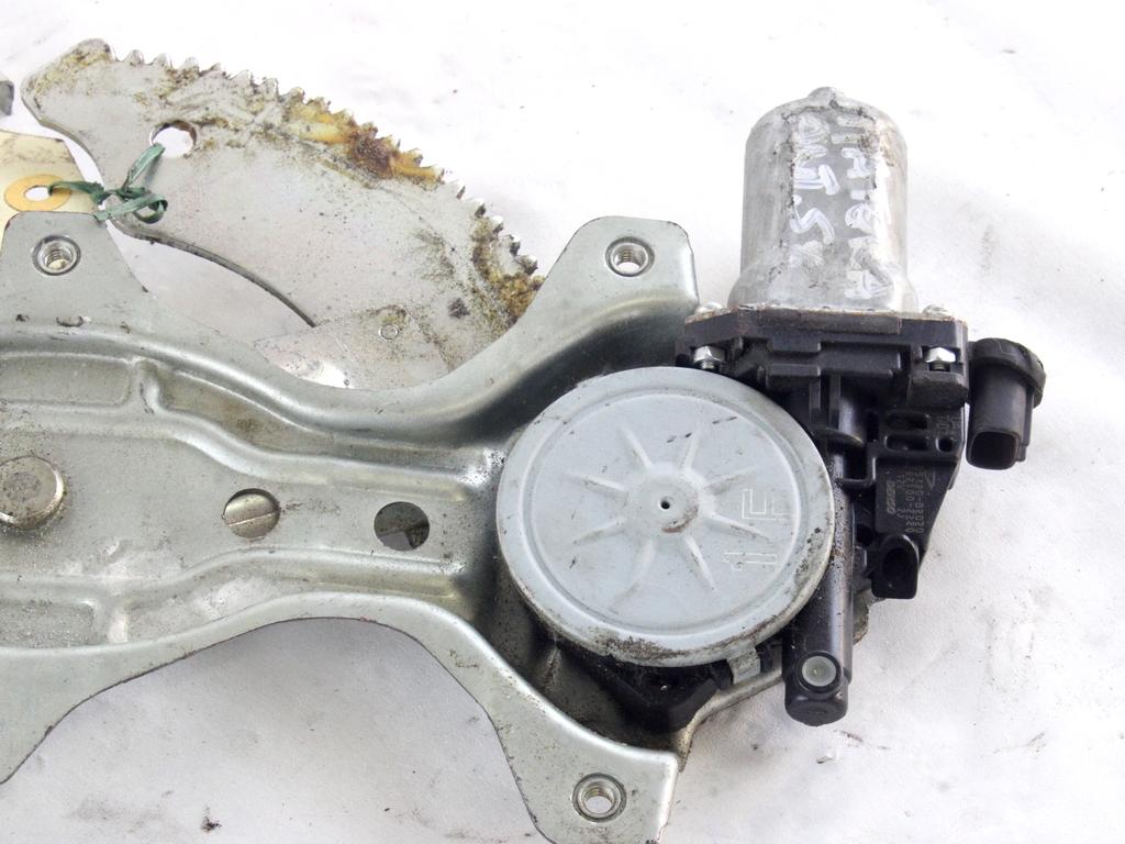 MEHANIZEM DVIGA SPREDNJIH STEKEL  OEM N. 22464 SISTEMA ALZACRISTALLO PORTA ANTERIORE ELETTR ORIGINAL REZERVNI DEL DAIHATSU MATERIA MK1 (2006-2016)BENZINA LETNIK 2008