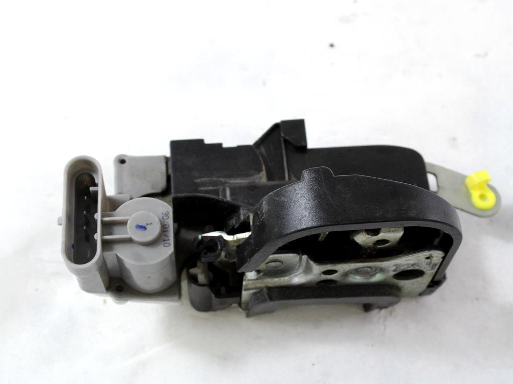 CENTRALNO ZAKLEPANJE ZADNJIH DESNIH VRAT OEM N. 46556820 ORIGINAL REZERVNI DEL ALFA ROMEO 147 937 R (2005 - 2010) BENZINA LETNIK 2010