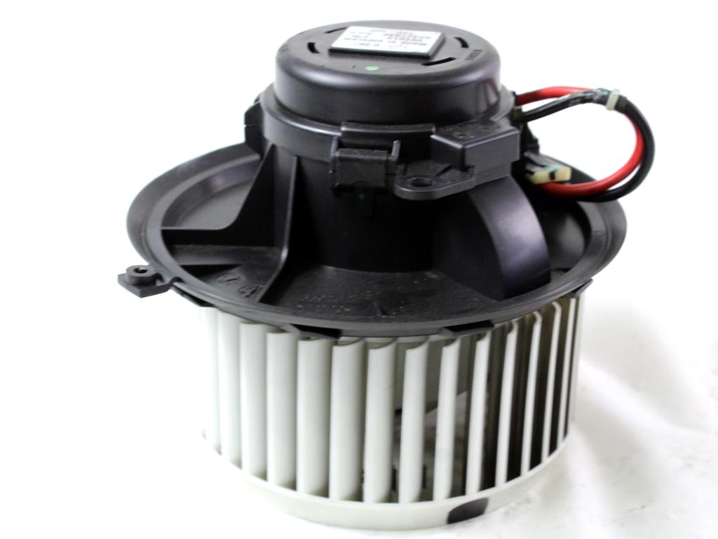 VENTILATOR  KABINE  OEM N. 52421846 ORIGINAL REZERVNI DEL ALFA ROMEO 147 937 R (2005 - 2010) BENZINA LETNIK 2010