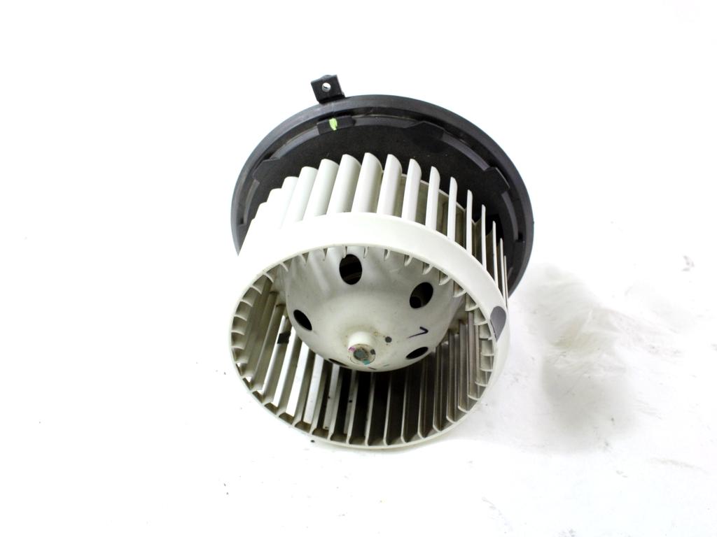 VENTILATOR  KABINE  OEM N. 52421846 ORIGINAL REZERVNI DEL ALFA ROMEO 147 937 R (2005 - 2010) BENZINA LETNIK 2010