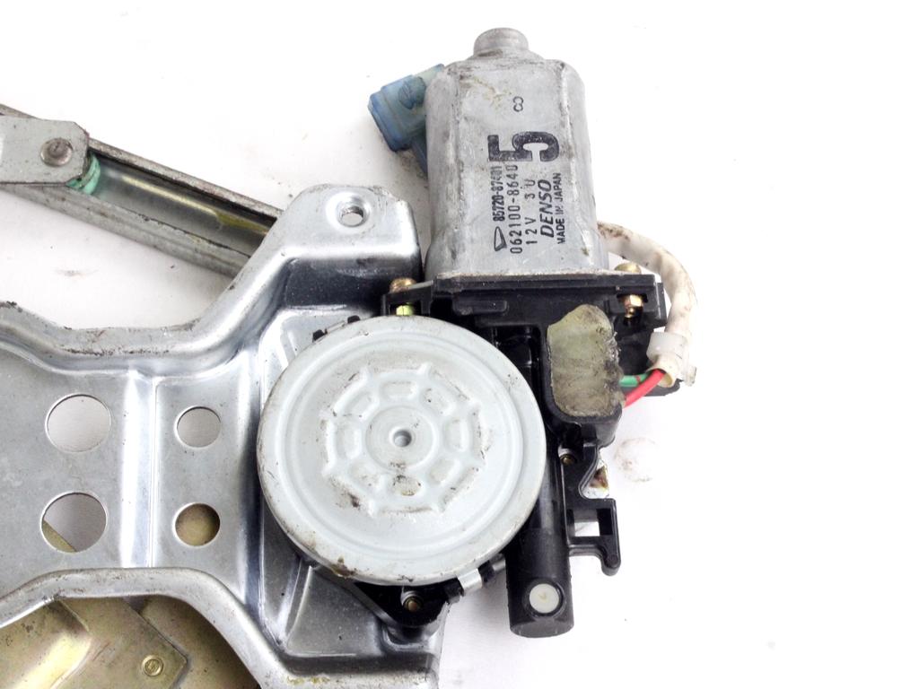 MEHANIZEM DVIGA SPREDNJIH STEKEL  OEM N. 8786 SISTEMA ALZACRISTALLO PORTA ANTERIORE ELETTRI ORIGINAL REZERVNI DEL DAIHATSU TERIOS J100 MK1 (1997 - 2005) BENZINA LETNIK 2001