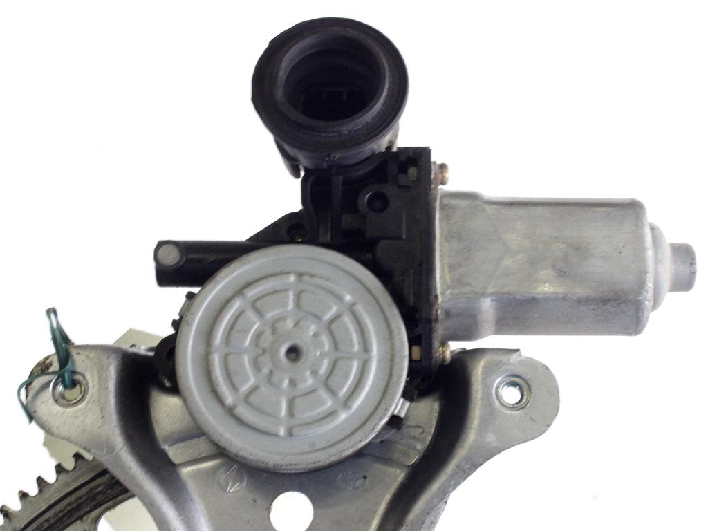 MEHANIZEM DVIGA SPREDNJIH STEKEL  OEM N. 16252 SISTEMA ALZACRISTALLO PORTA ANTERIORE ELETTR ORIGINAL REZERVNI DEL TOYOTA RAV 4 A2 MK2 (2000 - 2006) DIESEL LETNIK 2003