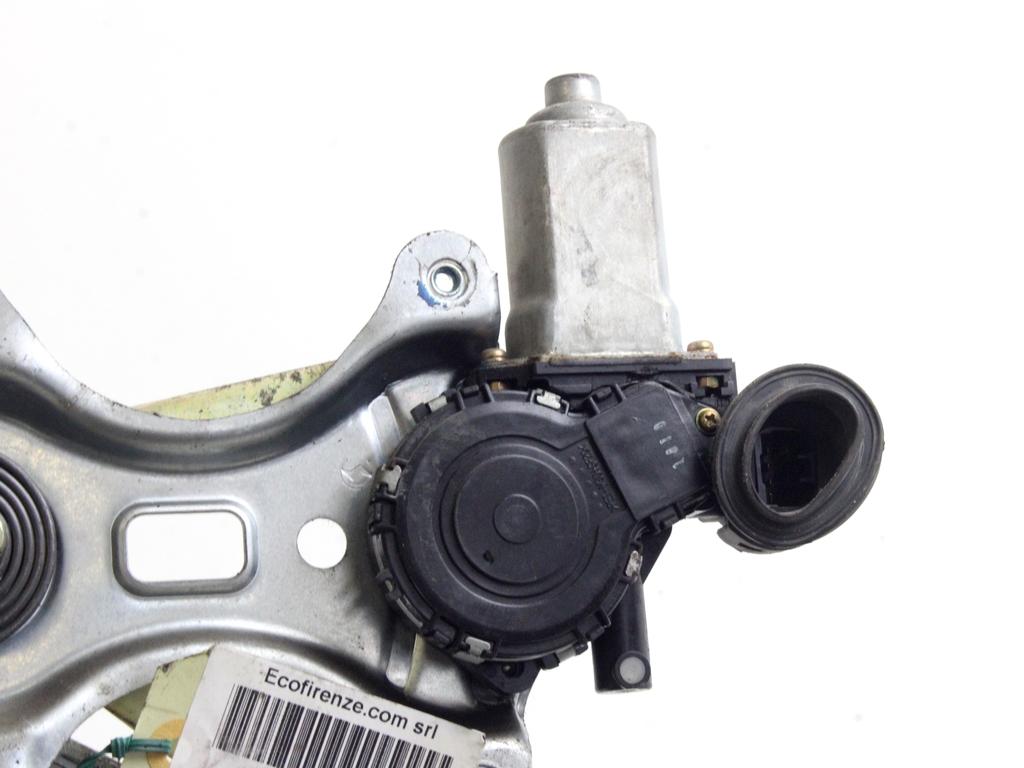 MEHANIZEM DVIGA SPREDNJIH STEKEL  OEM N. 14907 SISTEMA ALZACRISTALLO PORTA ANTERIORE ELETTR ORIGINAL REZERVNI DEL TOYOTA RAV 4 A2 MK2 (2000 - 2006) BENZINA LETNIK 2002