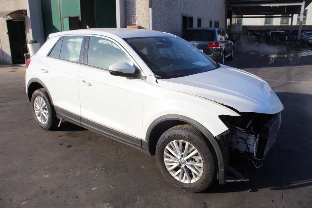 VOLKSWAGEN TROC 1.6 D 85KW 6M 5P (2020) RICAMBI IN MAGAZZINO