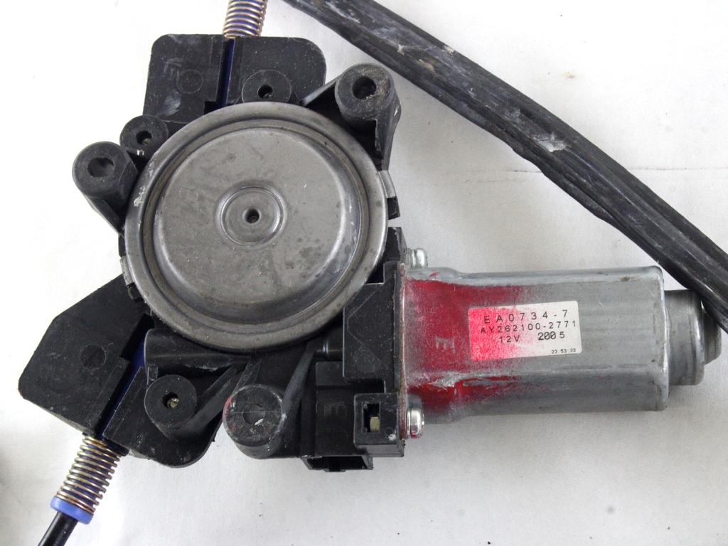 MEHANIZEM DVIGA SPREDNJIH STEKEL  OEM N. 18267 SISTEMA ALZACRISTALLO PORTA ANTERIORE ELETTR ORIGINAL REZERVNI DEL CHRYSLER VOYAGER/GRAN VOYAGER RG RS MK4 (2001 - 2007) DIESEL LETNIK 2004