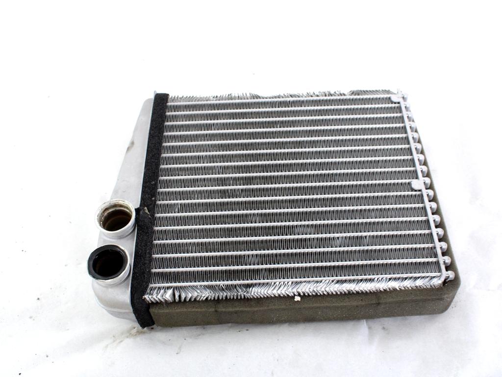 GRELEC RADIATORJA OEM N. 1K0819031B ORIGINAL REZERVNI DEL VOLKSWAGEN TOURAN 1T2 MK1 R1 (2006 - 2010)DIESEL LETNIK 2007