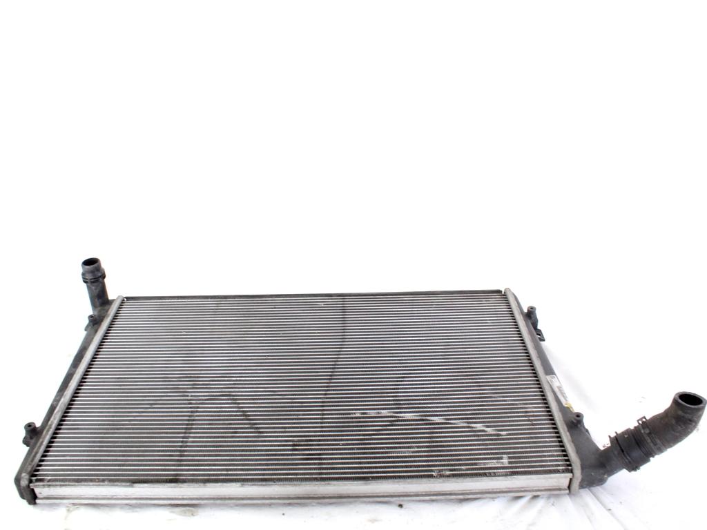 RADIATOR VODE OEM N. 1K0121251AK ORIGINAL REZERVNI DEL VOLKSWAGEN TOURAN 1T2 MK1 R1 (2006 - 2010)DIESEL LETNIK 2007