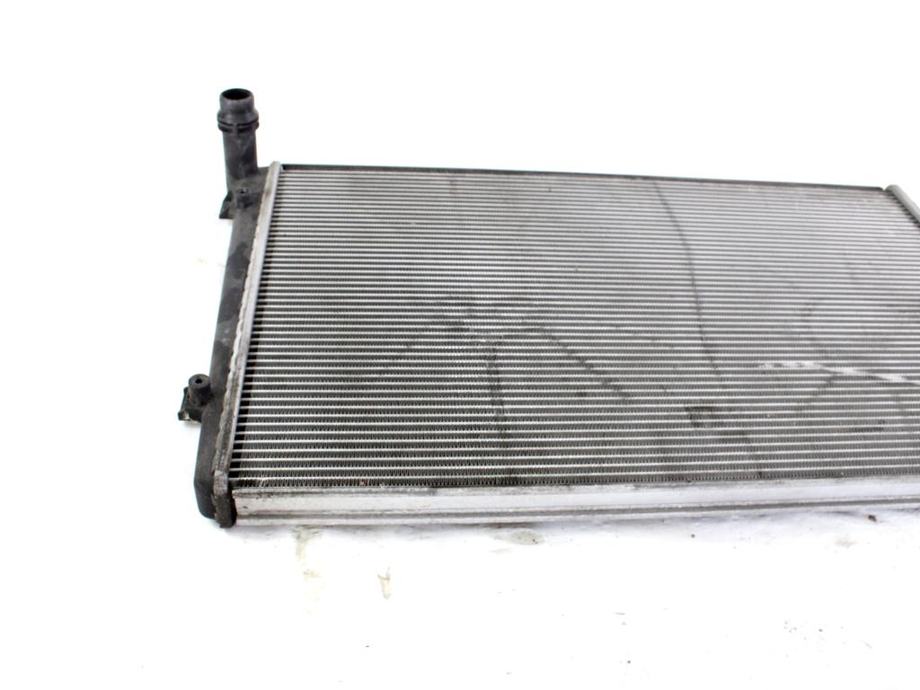 RADIATOR VODE OEM N. 1K0121251AK ORIGINAL REZERVNI DEL VOLKSWAGEN TOURAN 1T2 MK1 R1 (2006 - 2010)DIESEL LETNIK 2007