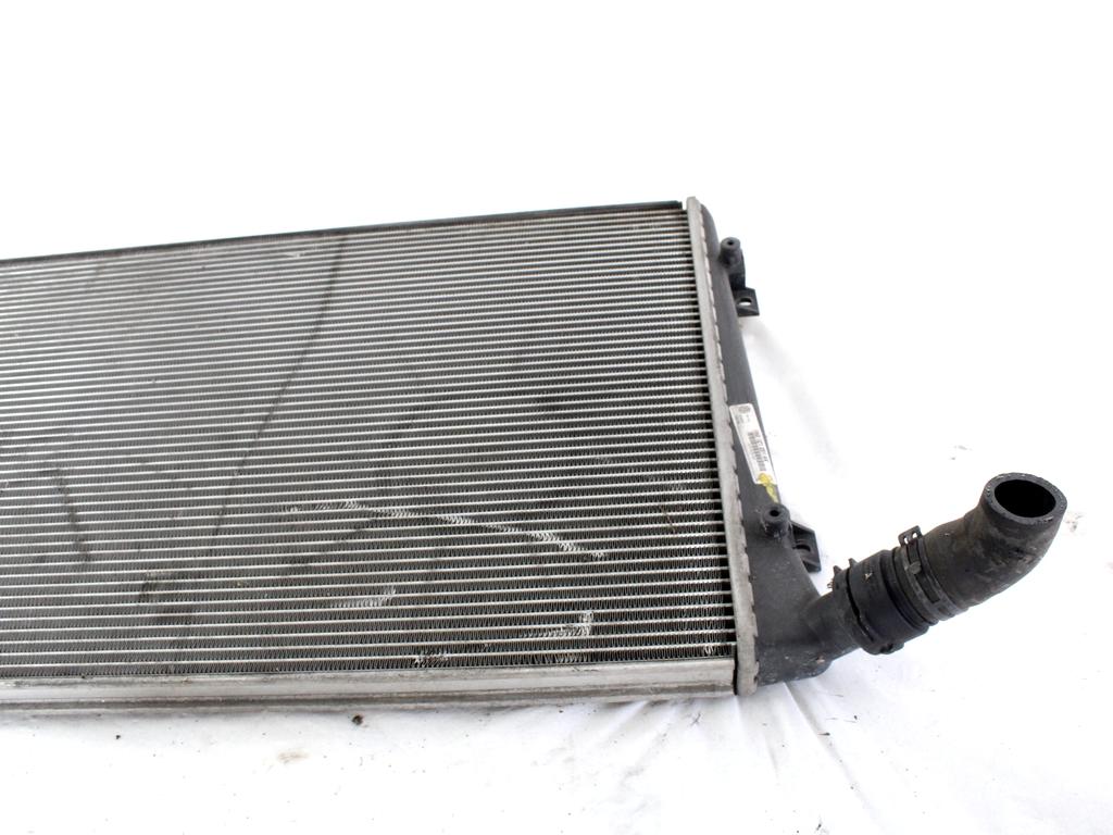 RADIATOR VODE OEM N. 1K0121251AK ORIGINAL REZERVNI DEL VOLKSWAGEN TOURAN 1T2 MK1 R1 (2006 - 2010)DIESEL LETNIK 2007