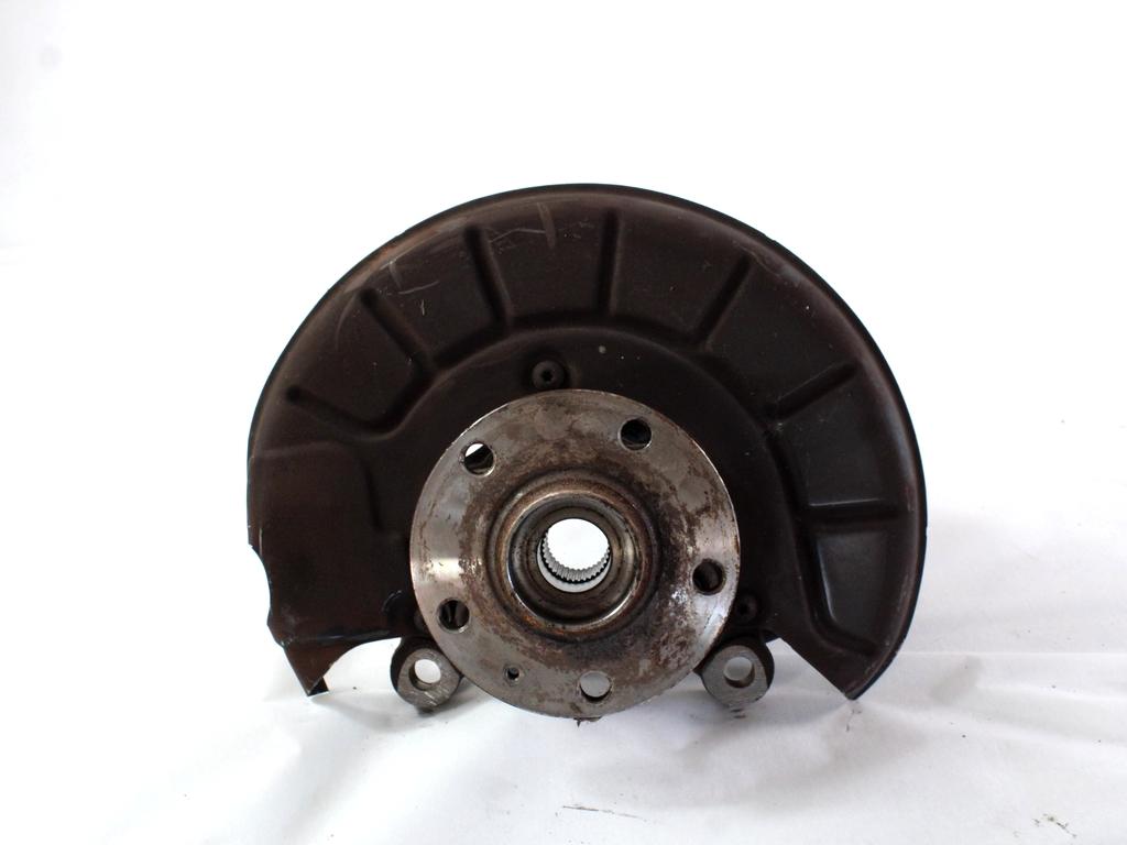 VRTLJIVI LEZAJ DESNO / PESTO KOLESA Z LEZAJEM SPREDAJ OEM N. 1K0407256AA ORIGINAL REZERVNI DEL VOLKSWAGEN TOURAN 1T2 MK1 R1 (2006 - 2010)DIESEL LETNIK 2007