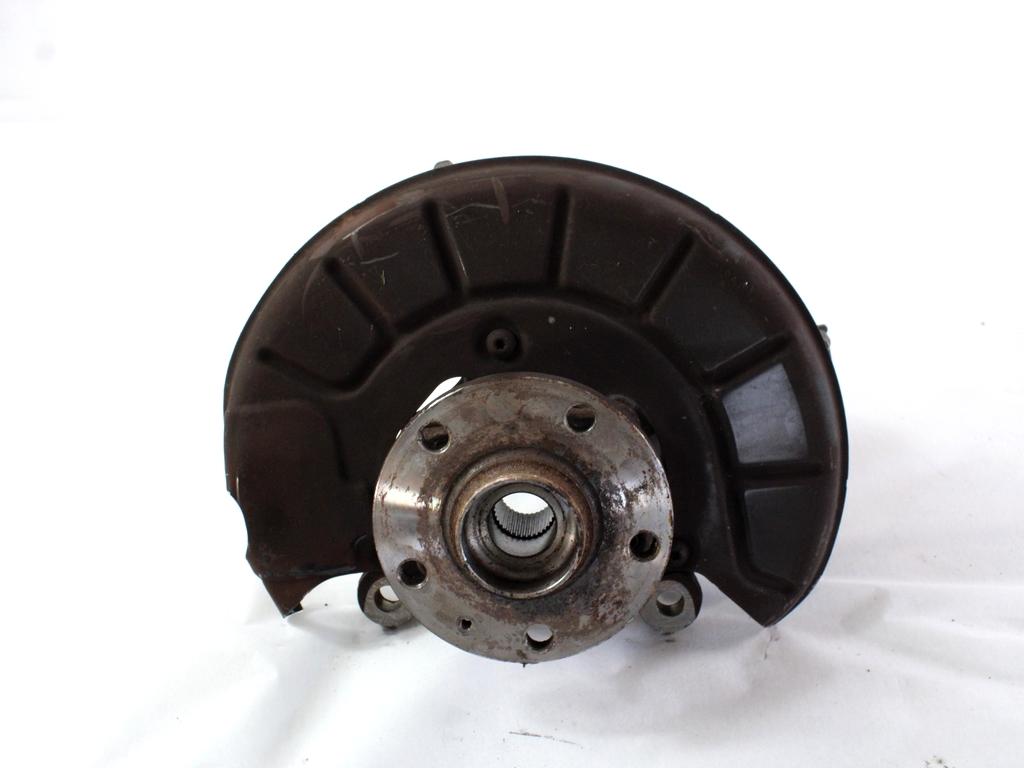 VRTLJIVI LEZAJ DESNO / PESTO KOLESA Z LEZAJEM SPREDAJ OEM N. 1K0407256AA ORIGINAL REZERVNI DEL VOLKSWAGEN TOURAN 1T2 MK1 R1 (2006 - 2010)DIESEL LETNIK 2007