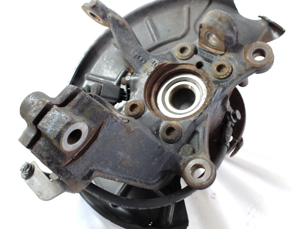 VRTLJIVI LEZAJ DESNO / PESTO KOLESA Z LEZAJEM SPREDAJ OEM N. 1K0407256AA ORIGINAL REZERVNI DEL VOLKSWAGEN TOURAN 1T2 MK1 R1 (2006 - 2010)DIESEL LETNIK 2007